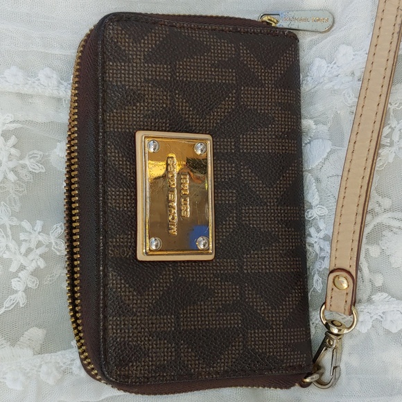 Michael Kors Handbags - Michael Kors Jet Set Brown and Tan Monogram Zipper Wristlet Wallet